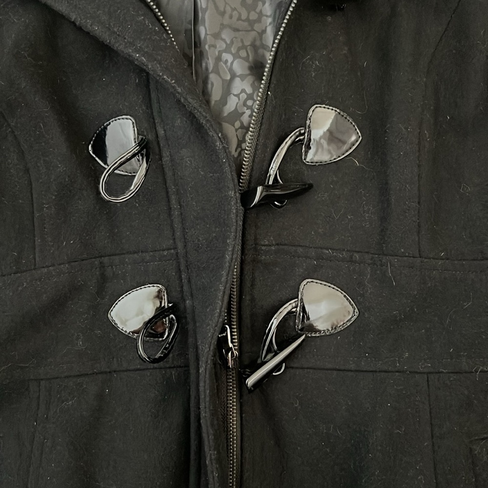 GUESS hooded coat - Picture 4 of 4